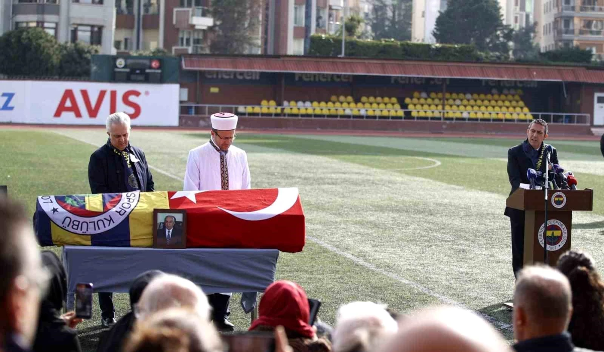 Fenerbahçe\'nin eski başkanı Tahsin Kaya son yolculuğuna uğurlandı