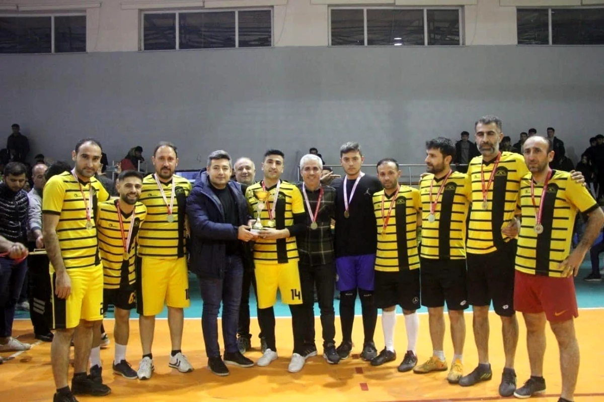 Bitlis Hizan\'da düzenlenen Futsal Turnuvası sona erdi