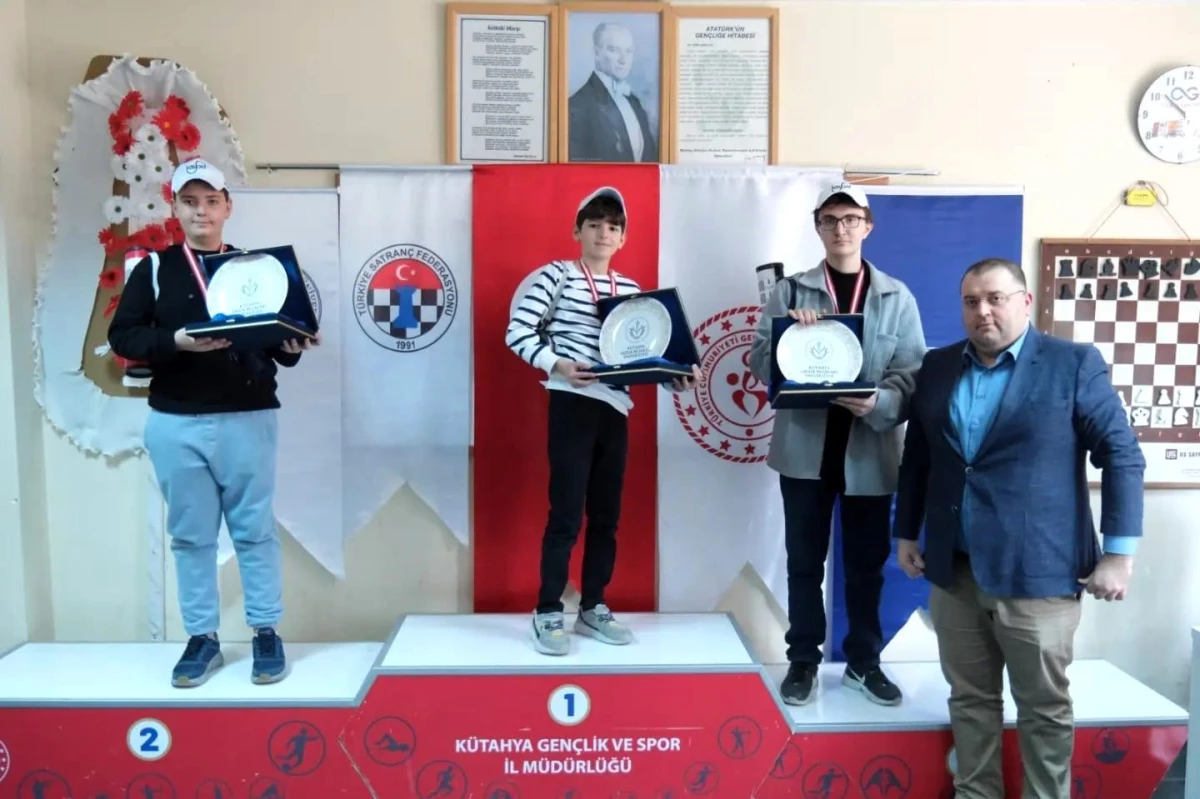 KSBÜ, 14 Mart Tıp Bayramı Satranç Turnuvası düzenledi