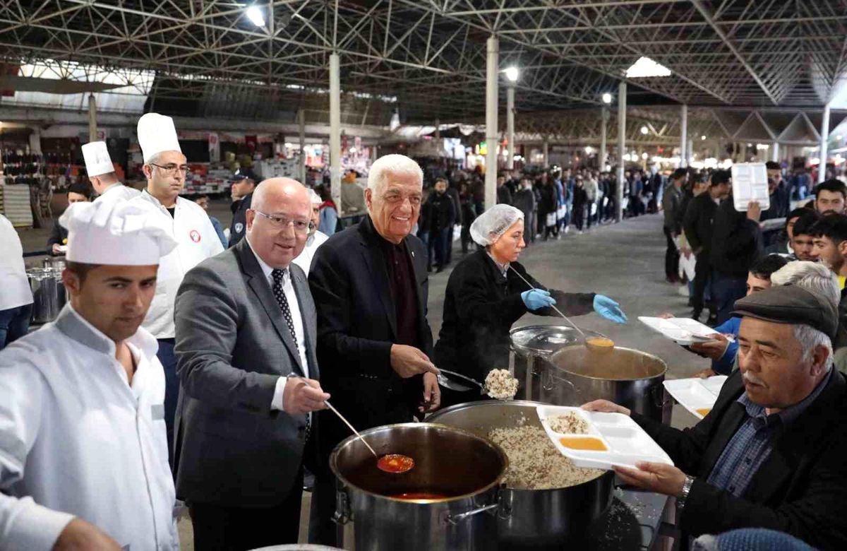 Menteşe Belediyesi Ramazan Ayında İftar Yemekleri Dağıtacak