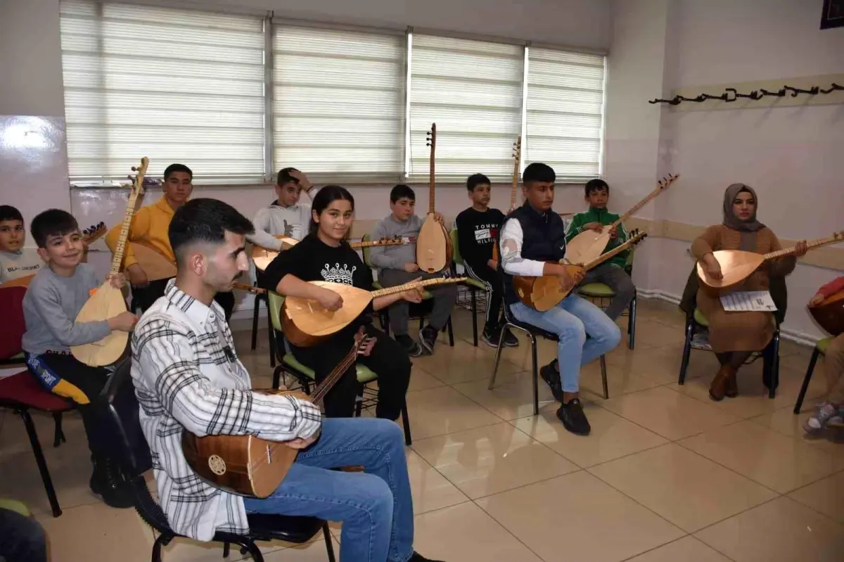 Şahinbey Belediyesi Sanat ve Spor Kurslarına Devam Ediyor