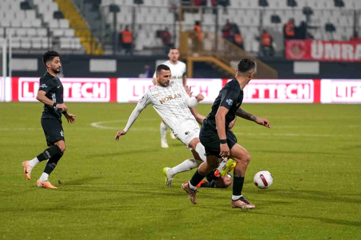Manisa Futbol Kulübü, Ümraniyespor\'u 3-2 Mağlup Etti