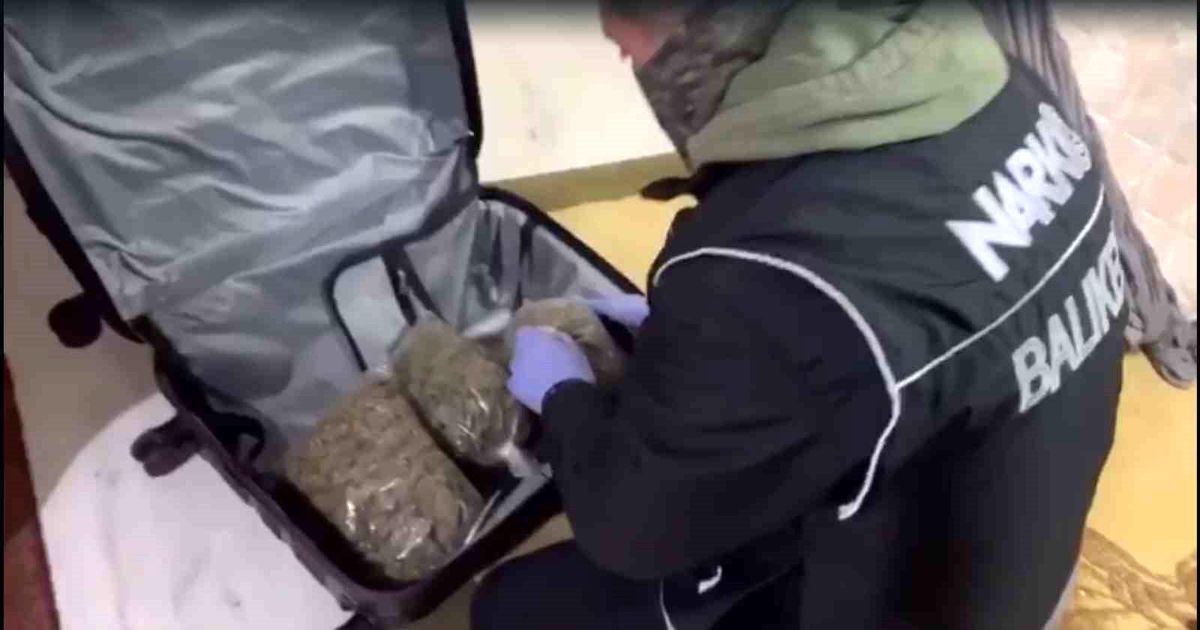 Balıkesir\'de 2 kilo 510 gram esrar ele geçirildi, 2 kişi gözaltına alındı