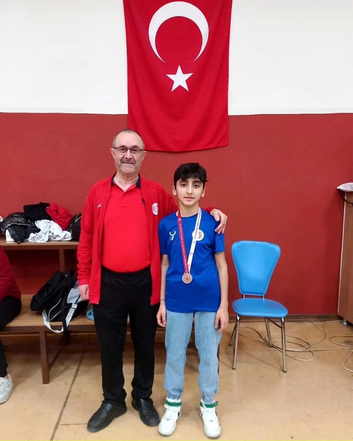 Antalyaspor Masa Tenisi Takımı İstiklal Marşı\'nın kabulünün yıl dönümü turnuvasında 11 madalya kazandı
