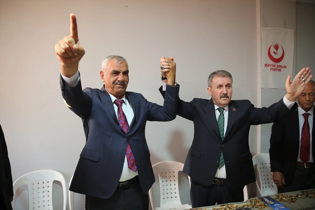 BBP Genel Başkanı Mustafa Destici, Hatay\'da depremzedelere desteklerini açıkladı