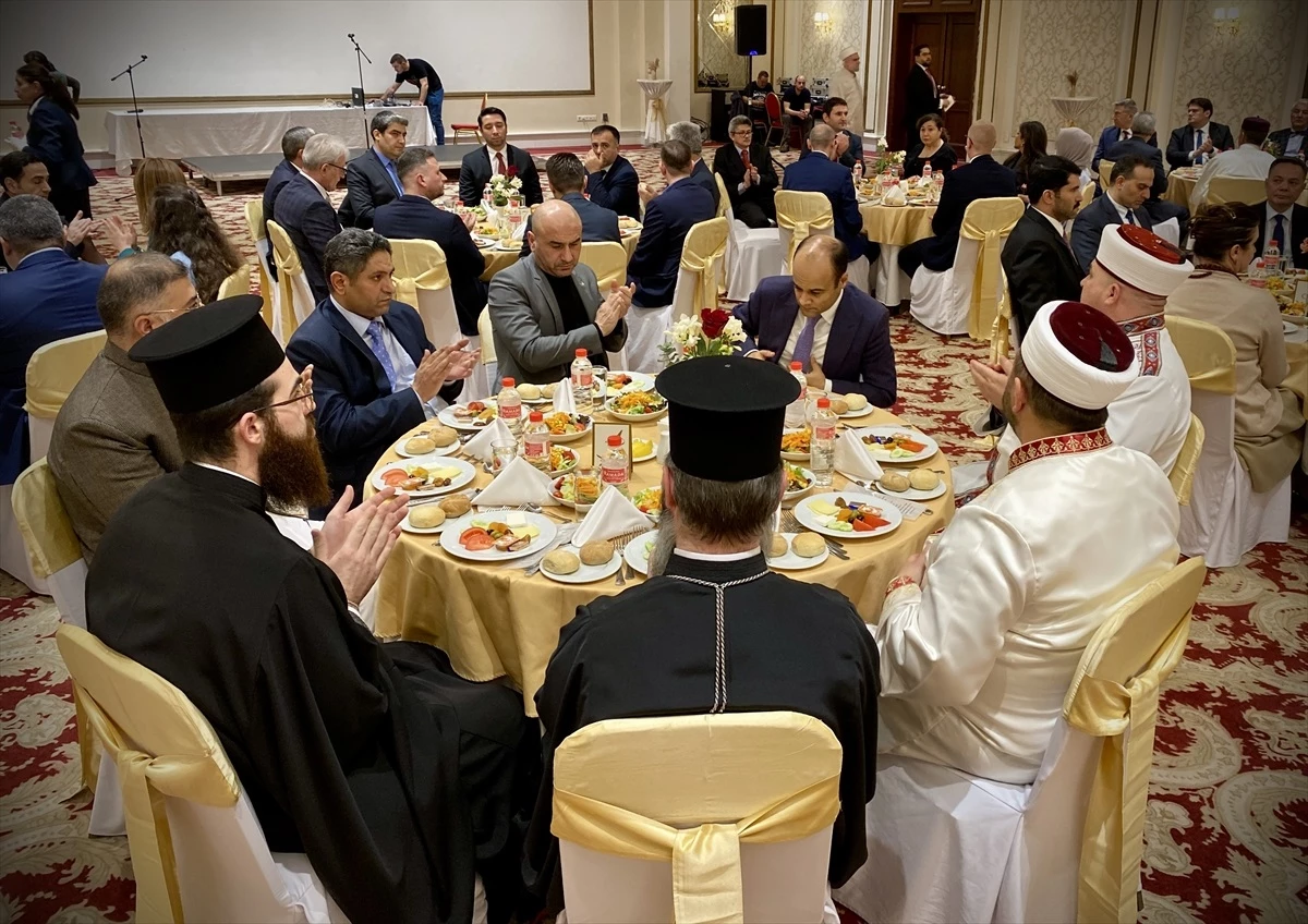 Bulgaristan Müslümanları Diyaneti Başmüftülüğü Sofya\'da iftar programı düzenledi