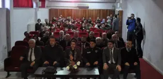 Çorum'un Laçin ilçesinde İstiklal Marşı'nın kabulü ve Mehmet Akif Ersoy'u Anma Günü programı düzenlendi