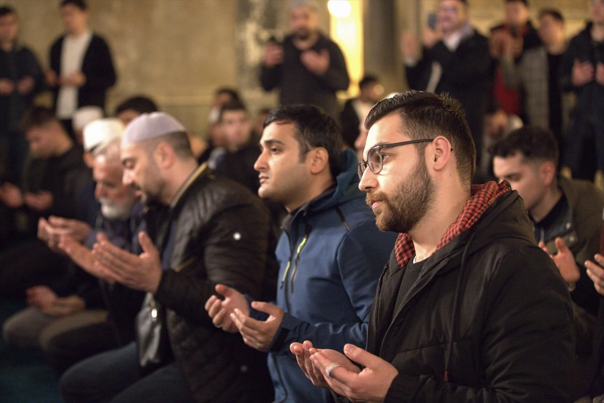 Diyanet İşleri Başkanı Ali Erbaş, Ramazan Ayında Mazlumlar İçin Dua Edilmesini İstedi