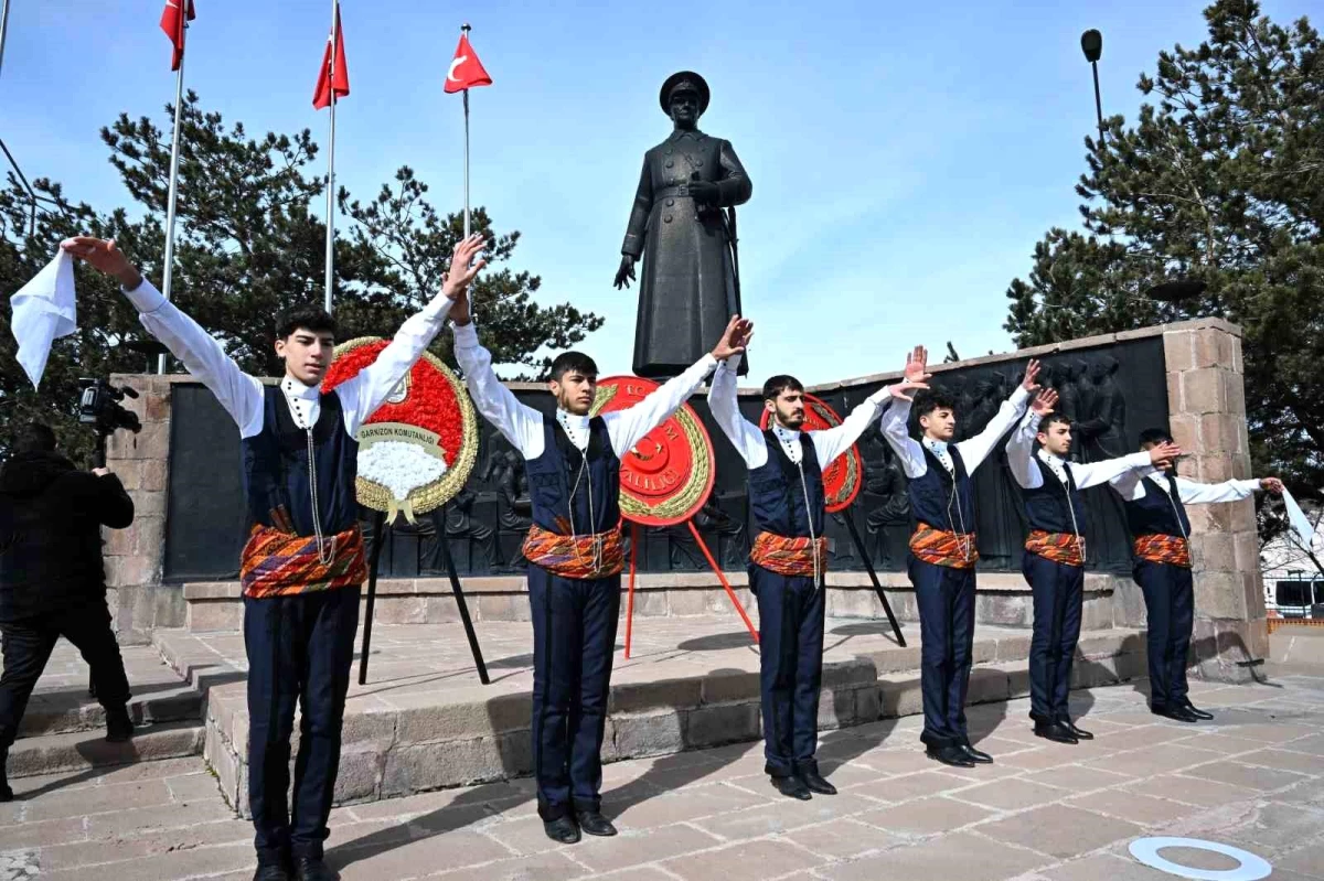 Erzurum\'un düşman işgalinden kurtuluşu 106. yıl dönümü törenlerle kutlandı
