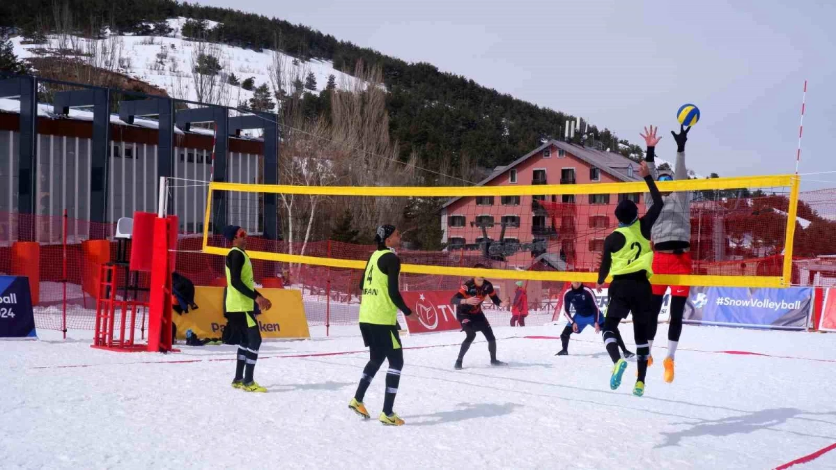 Erzurum\'da Uluslararası Kar Voleybolu Organizasyonu Düzenlenecek