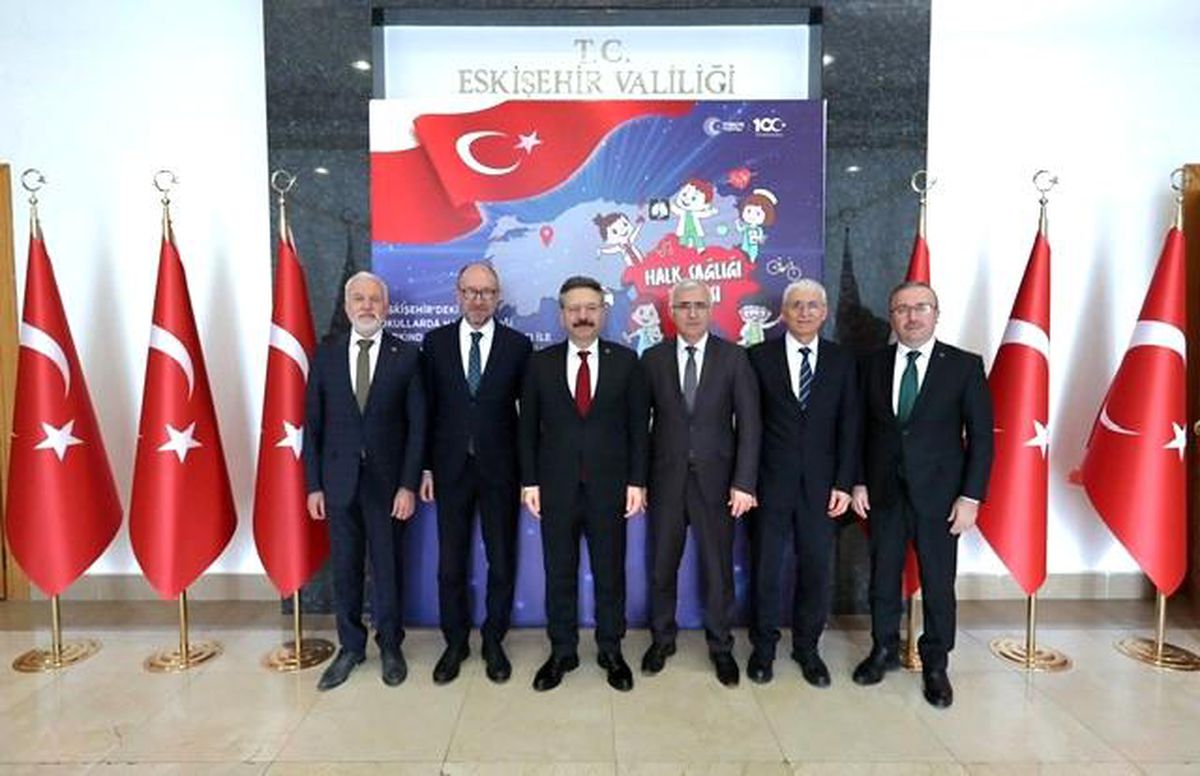 Eskişehir\'deki okullarda halk sağlığı farkındalığı için iş birliği protokolü imzalandı