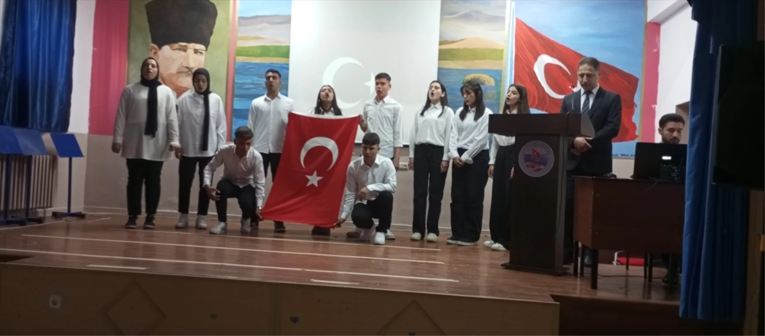 Sivrice\'te İstiklal Marşı\'nın Kabulü ve Mehmet Akif Ersoy\'u Anma Günü Programı Düzenlendi