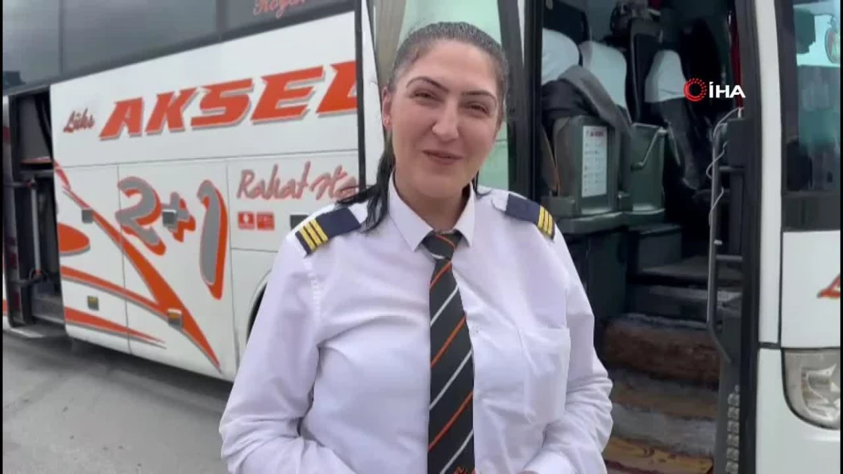Kadın astsubay durdurduğu otobüste kadın kaptanı görünce ilginç anlar yaşandı