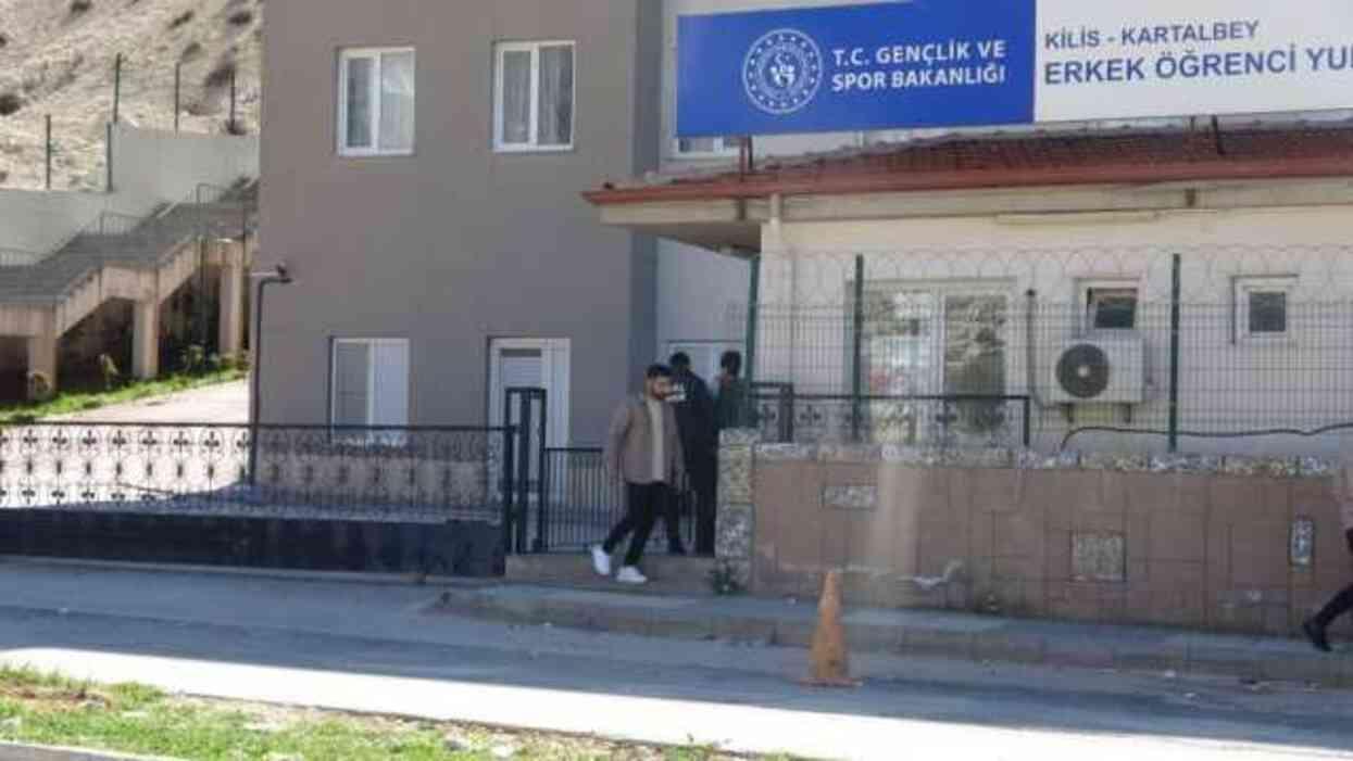 KYK yurdunda silahla şakalaşmak isteyen öğrenci, arkadaşını öldürdü