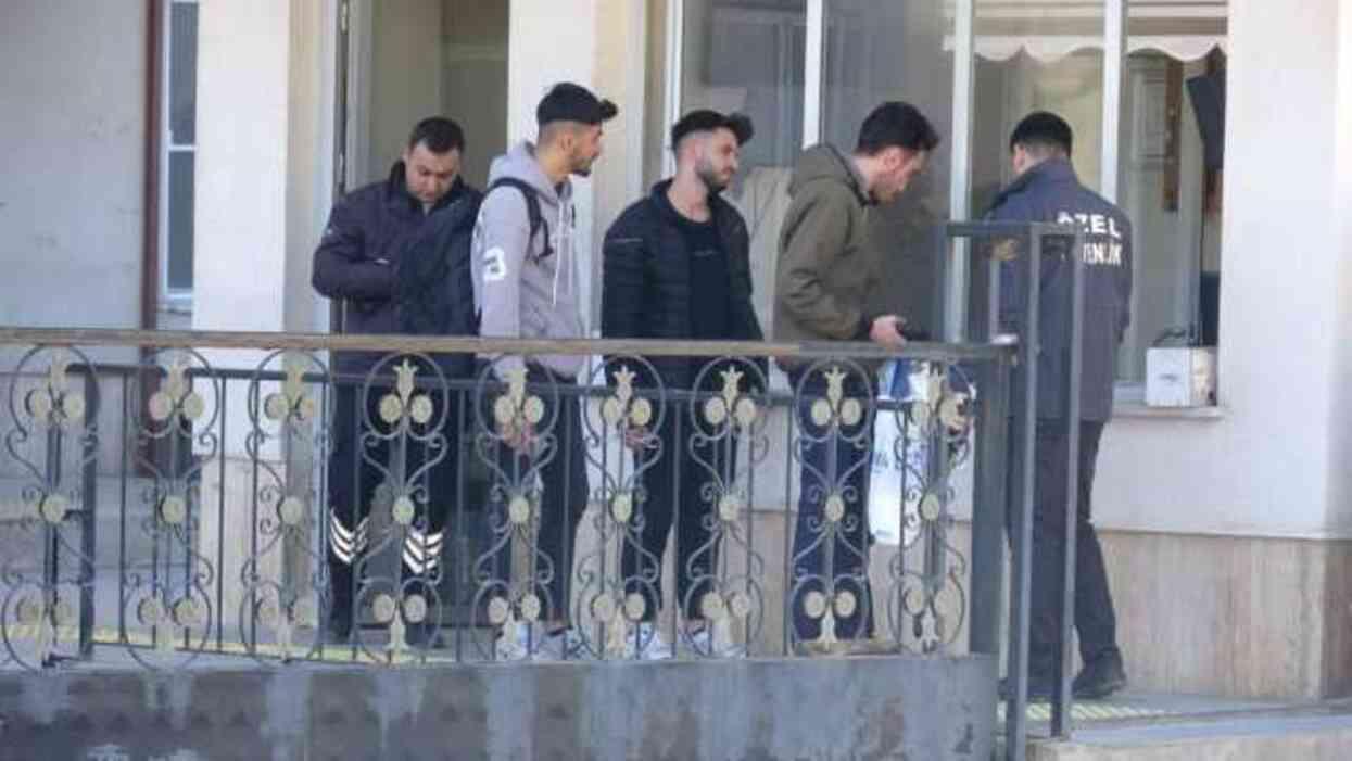 KYK yurdunda silahla şakalaşmak isteyen öğrenci, arkadaşını öldürdü