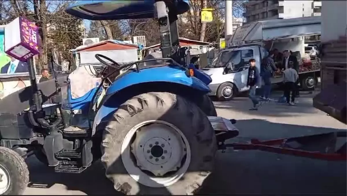 CHP Şanlıurfa Milletvekili Mahmut Tanal, çiftçilerin sorunlarını dinledi