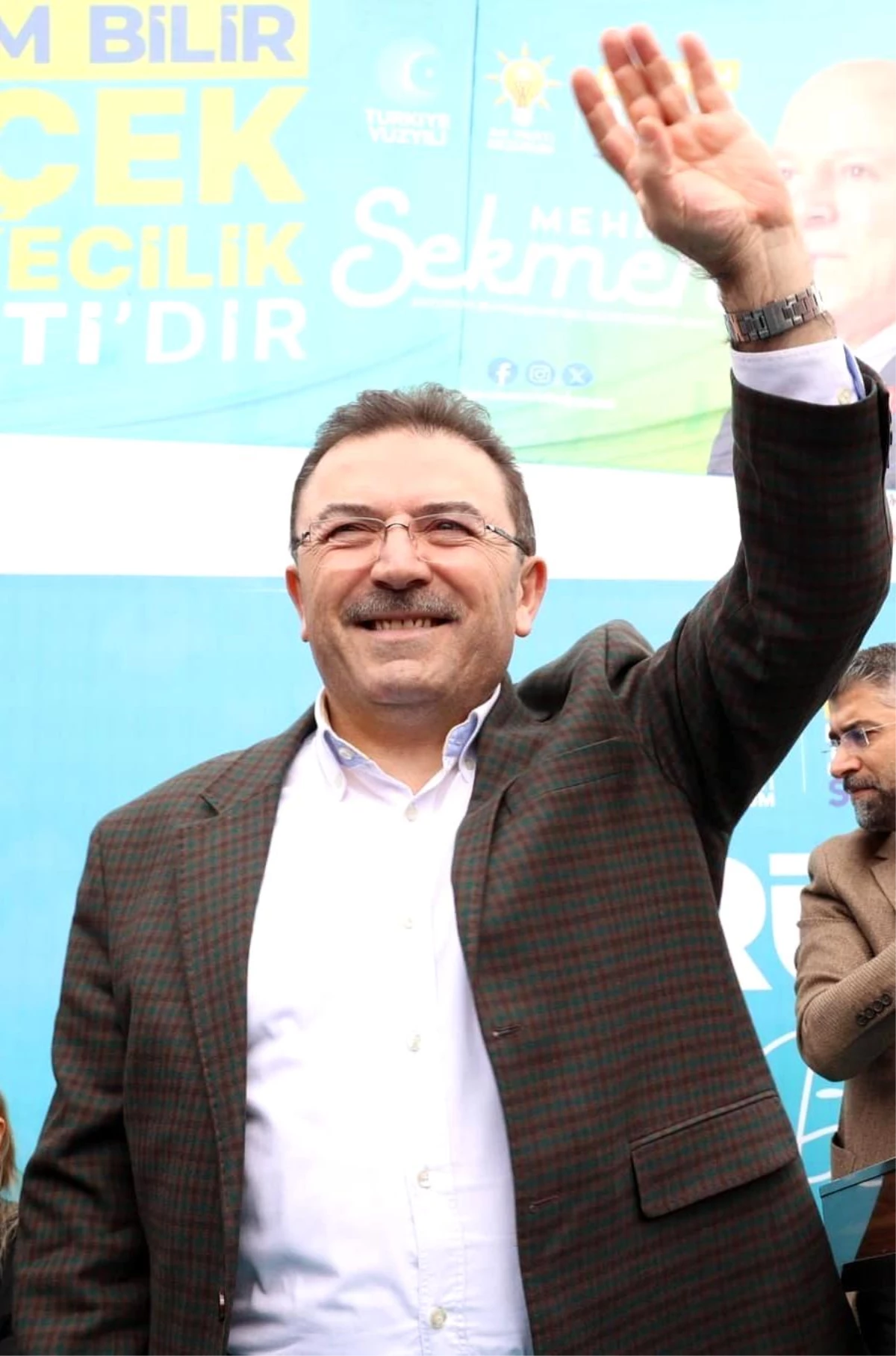 AK Parti Erzurum Milletvekili Selami Altınok, Hınıs Adalet Sarayı ihalesinin yapılacağını duyurdu