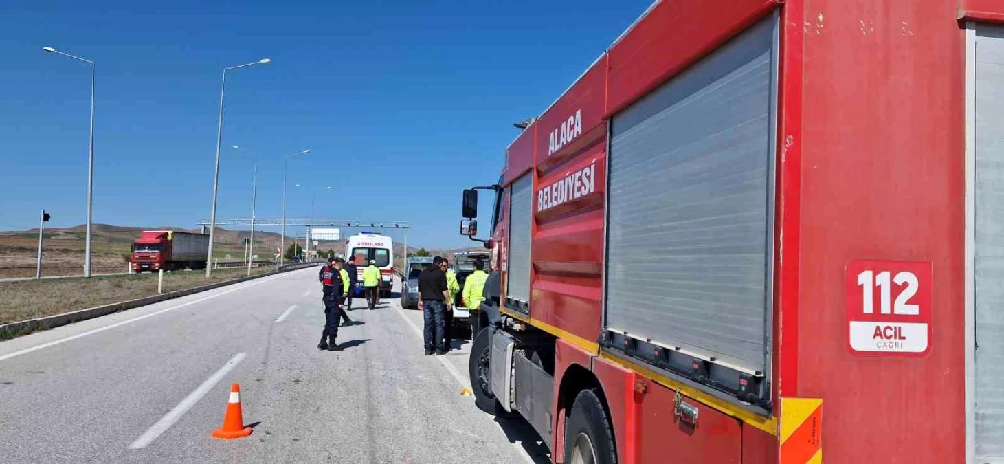 Çorum Alaca\'da trafik kazası: 2 kişi yaralandı