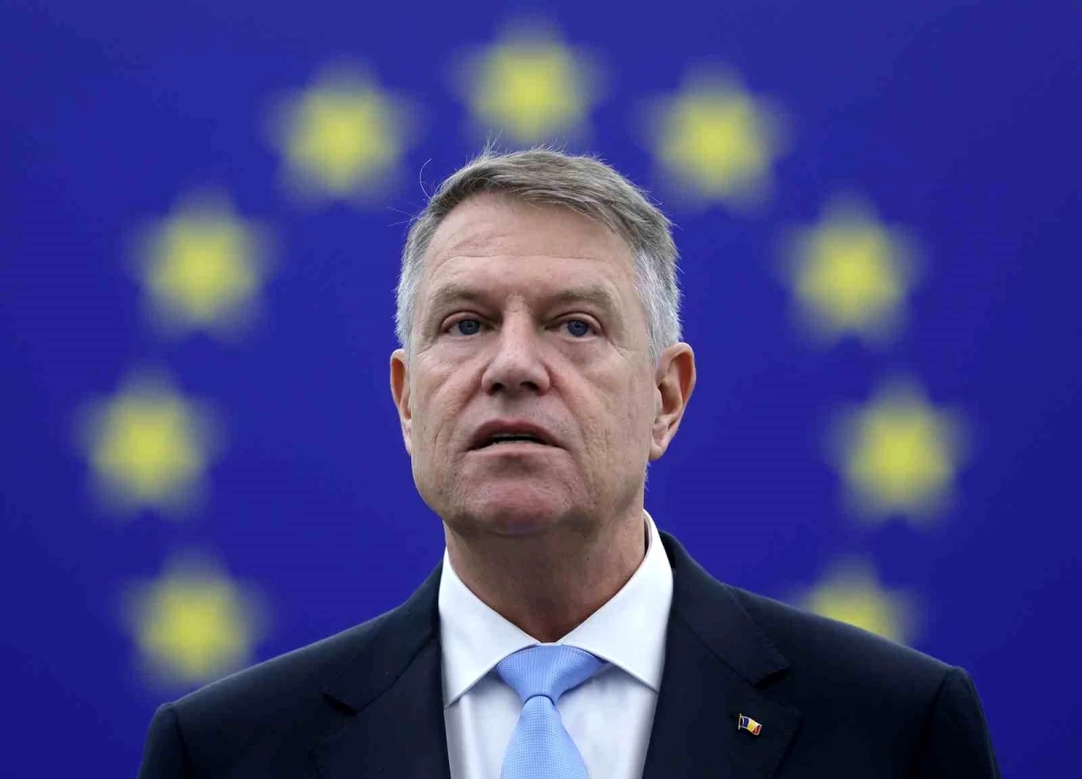 Romanya Devlet Başkanı Klaus Iohannis, NATO Genel Sekreterliği için aday olduğunu açıkladı