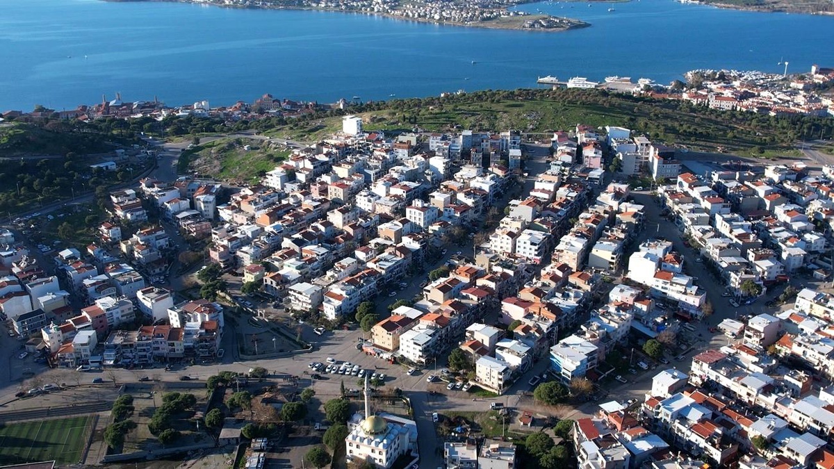 Ayvalık\'ta Temizlik İşleri Müdürlüğü Yeni Kademe Binasına Taşındı