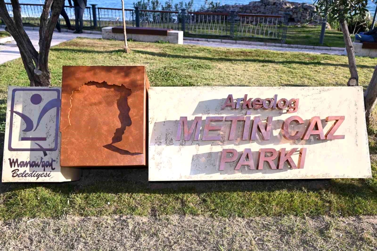 Manavgat Belediyesi tarafından Arkeolog Metin Caz anısına park açıldı