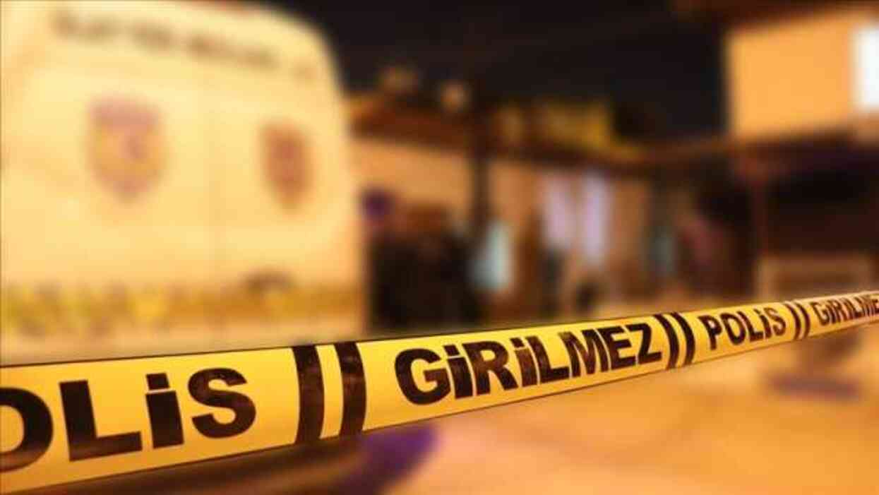 Bağcılar'da poşete sarılı halde kadın cesedi bulundu, 3 zanlı tutuklandı Bağcılar'da poşete sarılı halde kadın cesedi bulundu, 3 zanlı tutuklandı