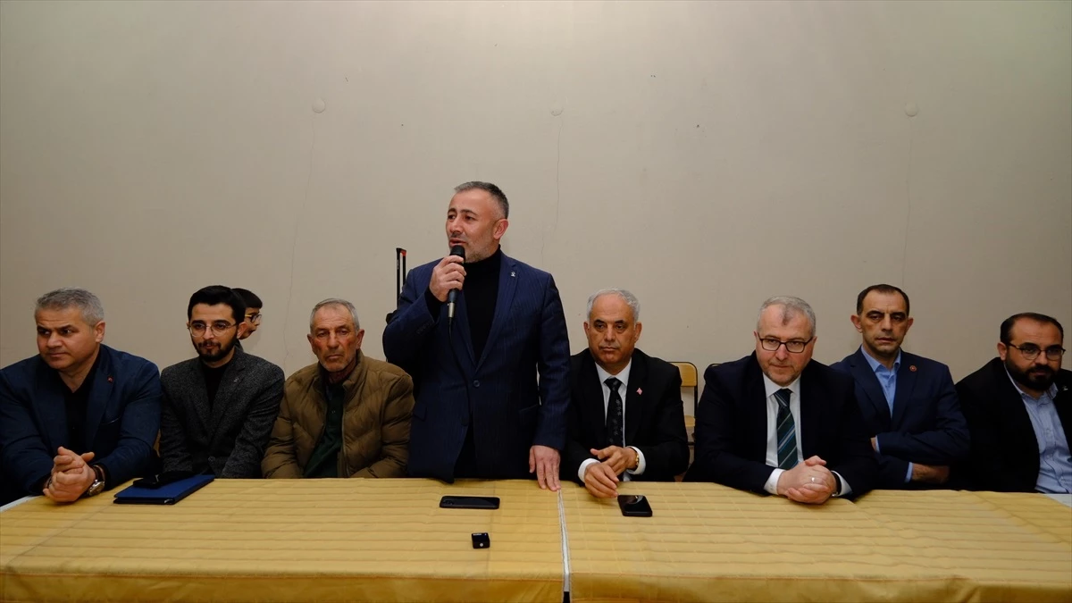 AK Parti Bilecik Belediye Başkan Adayı Mustafa Yaman, Kayıboyu Mahallesi\'ne Ziyarette Bulundu