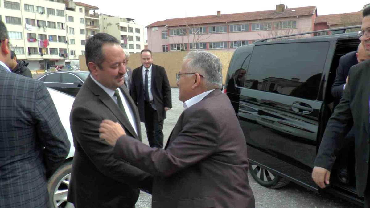 Birlik Vakfı Kayseri Şube Başkanı Adıgüzel: "STK\'ların her neferi olarak ülkenin geleceği için çalışmaya devam ediyoruz"