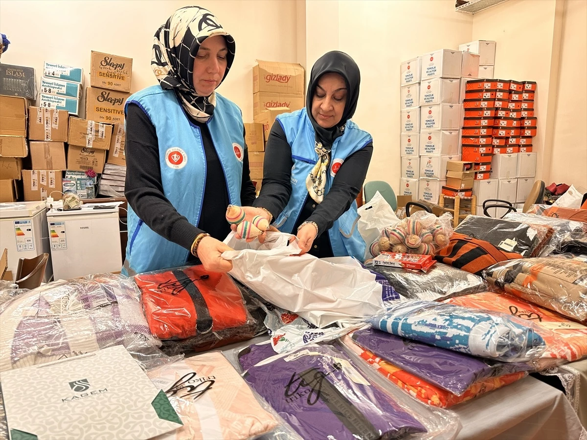 Gaziantep\'te İyilik Marketi, Ramazan Ayında İhtiyaç Sahiplerine Yardım Ediyor