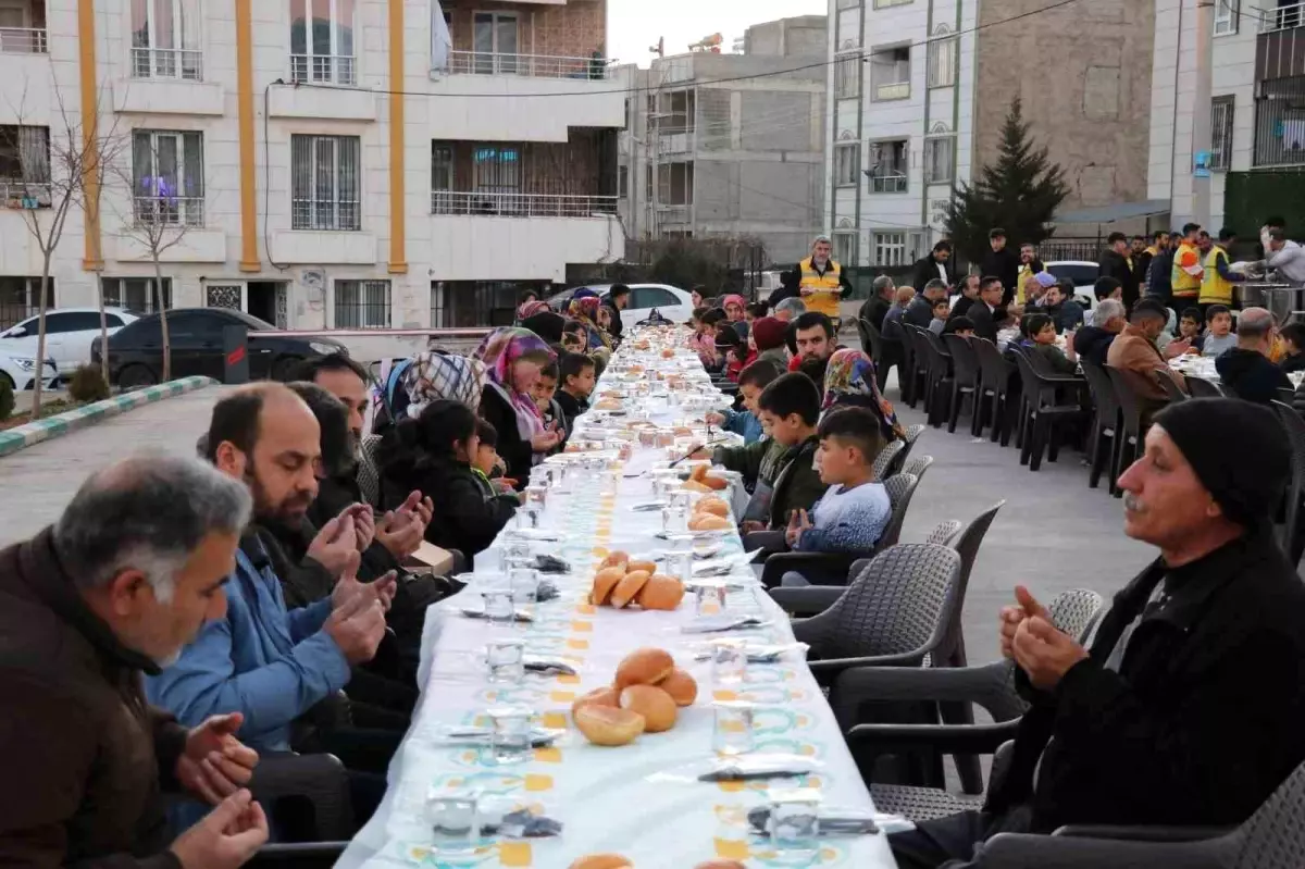 Haliliye Belediyesi, Ramazan ayında vatandaşları bir araya getiriyor