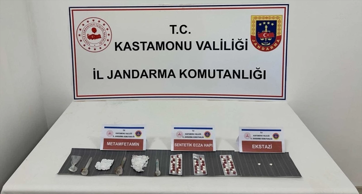 Tosya\'da uyuşturucu operasyonunda 6 şüpheli gözaltına alındı