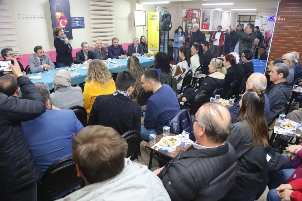 Tepebaşı Belediye Başkanı Ahmet Ataç ve CHP Büyükşehir Belediye Başkan Adayı Ayşe Ünlüce, Eskişehir\'de vatandaşlarla buluştu