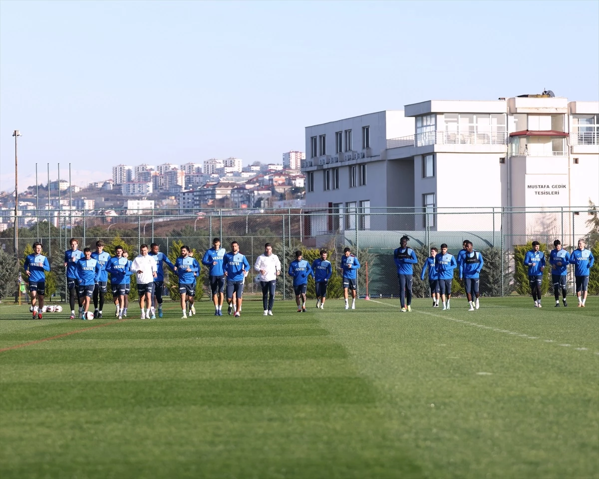 Abdullah Avcı: Sadece sahanın içinde kalan bir Trabzonspor olacak