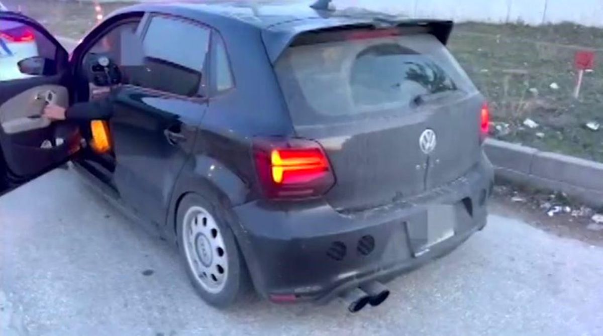 Eskişehir\'de Abartılı Egzozlu Araçlara ve Hatalı Parklara Cezai İşlem Uygulandı