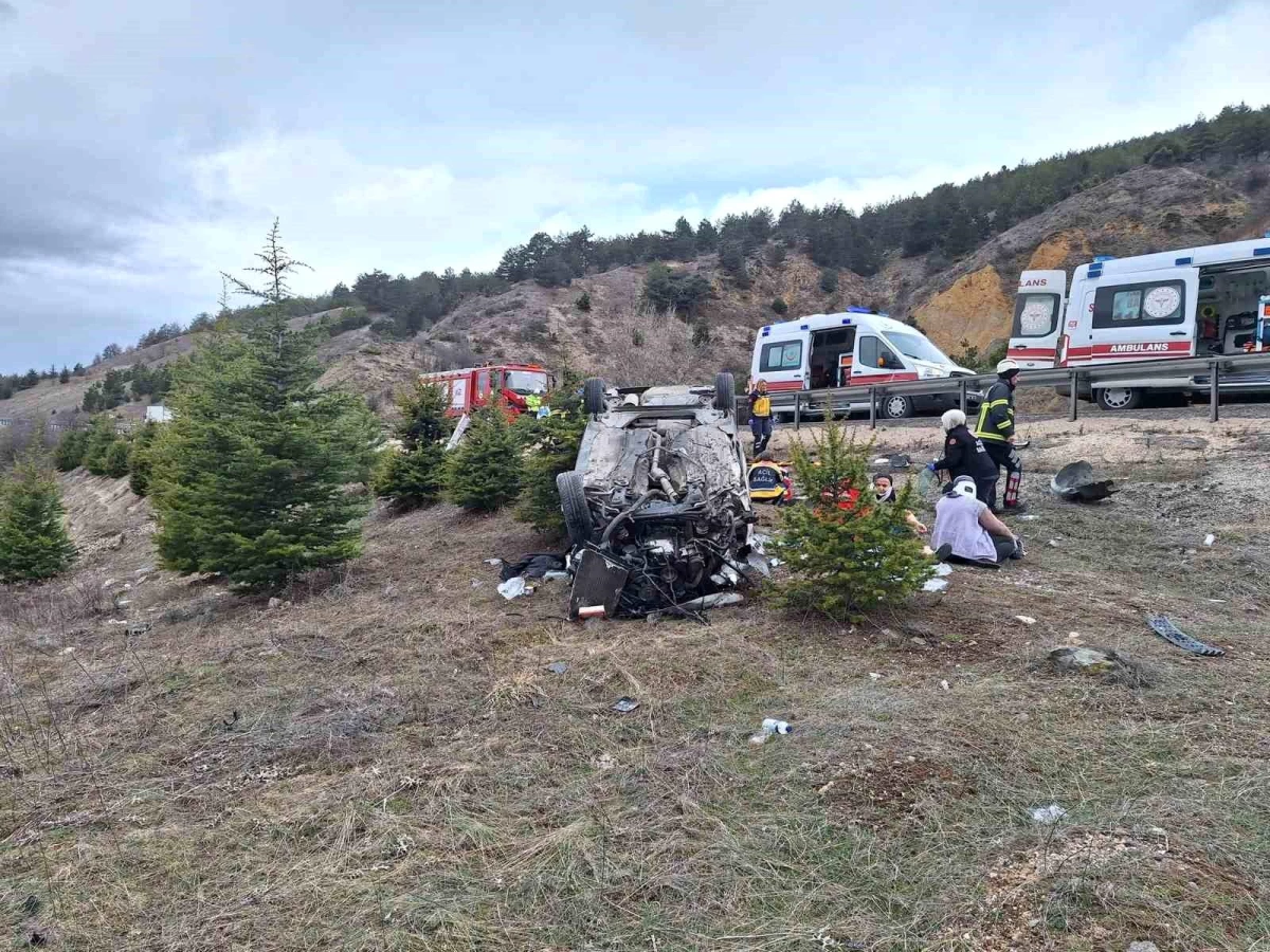 Bolu\'da takla atan otomobildeki 4 kişi yaralandı