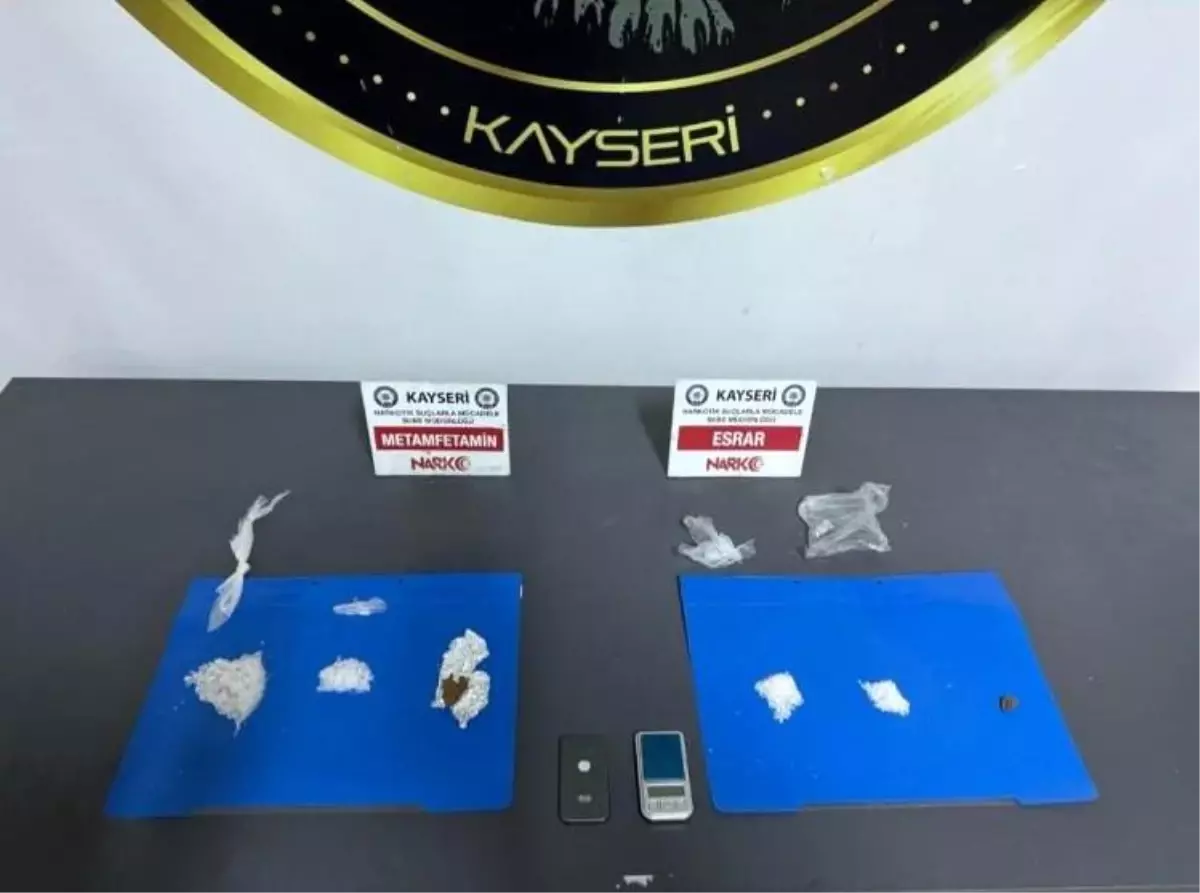 Kayseri\'de Narkotik Operasyonunda 80 Gram Uyuşturucu Ele Geçirildi