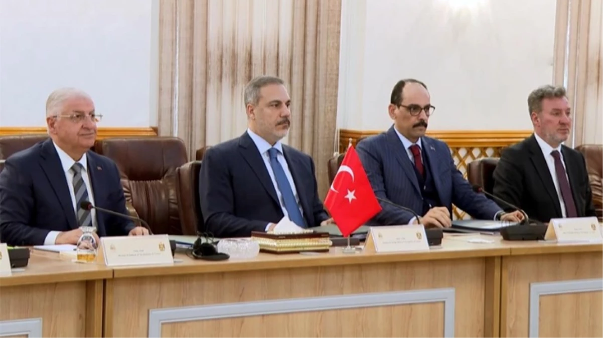 Türk Bakanlar ve MİT Başkanı, güvenlik zirvesi için Bağdat\'ta