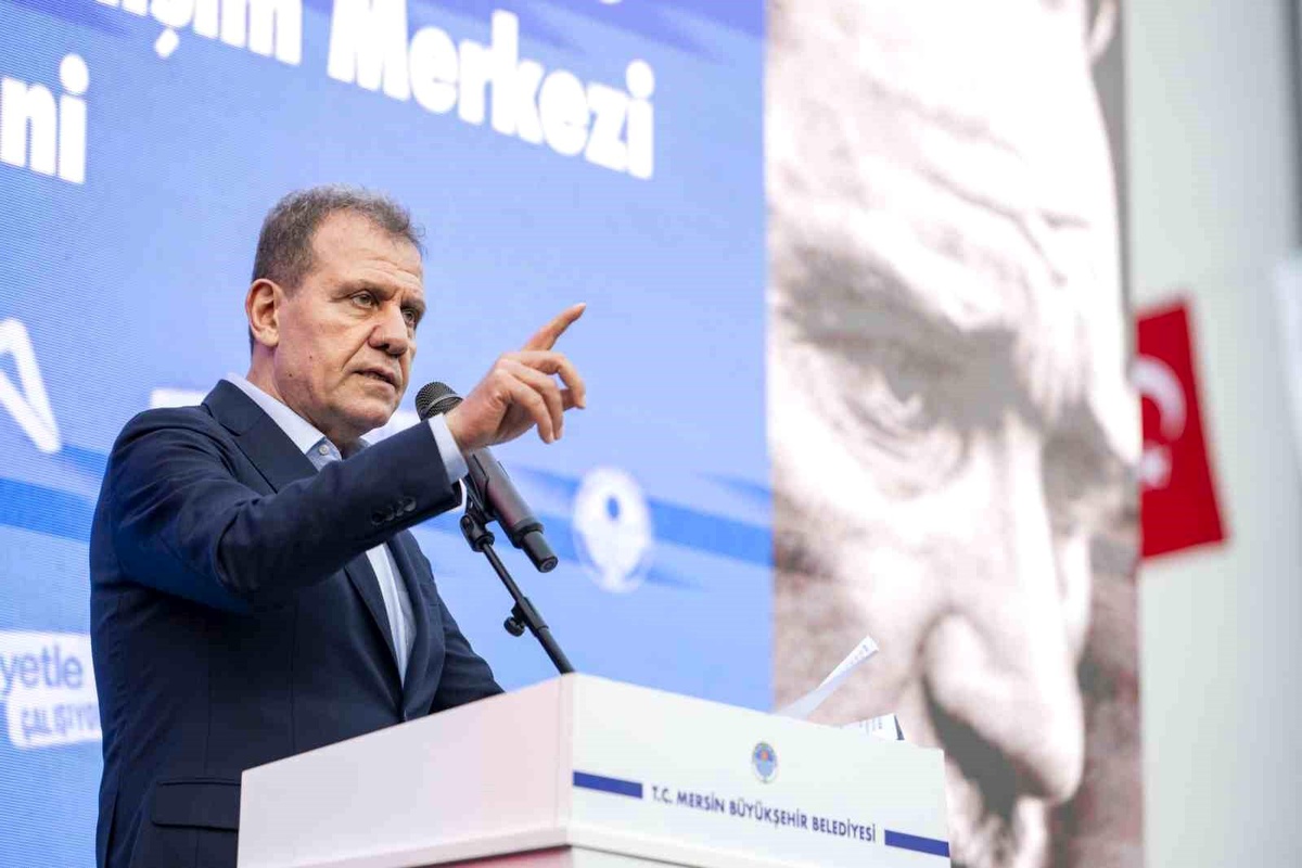Mersin Büyükşehir Belediyesi Tarsus\'ta İçme Suyu Hattı ve Çocuk Gelişim Merkezi Açtı