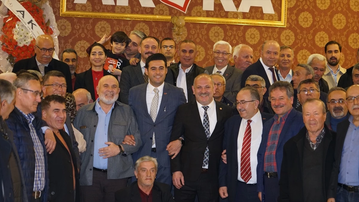 Cumhur İttifakı\'nın Polatlı Belediye Başkan adayı Levent Çağlancı, vatandaşlarla iftar programında bir araya geldi