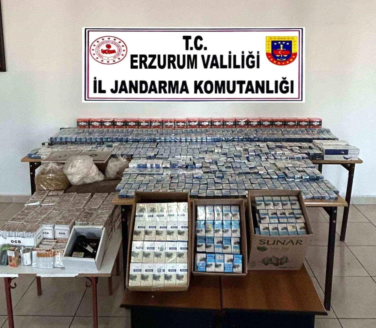 Erzurum\'da Kaçak Sigara Operasyonu: 3 Bin 500 Paket Ele Geçirildi