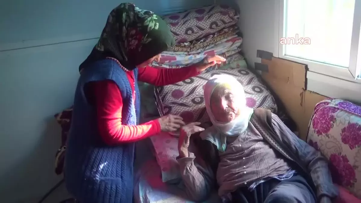 Depremzede Aile Konteynerde Elektrik Sorunu Yaşıyor