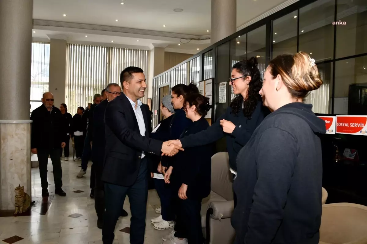 Kuşadası Belediye Başkanı Candan Bakım Merkezi ve Pamuk Yaşlı Bakım Evi\'ni ziyaret etti