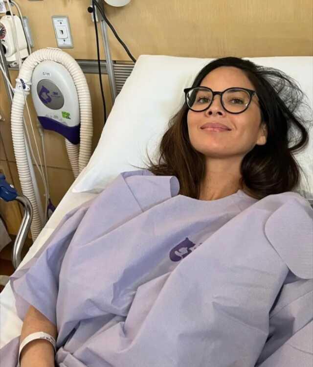 Oyuncu Olivia Munn'a meme kanseri teşhisi kondu: Oyuncu dört ağır ameliyat geçirdi