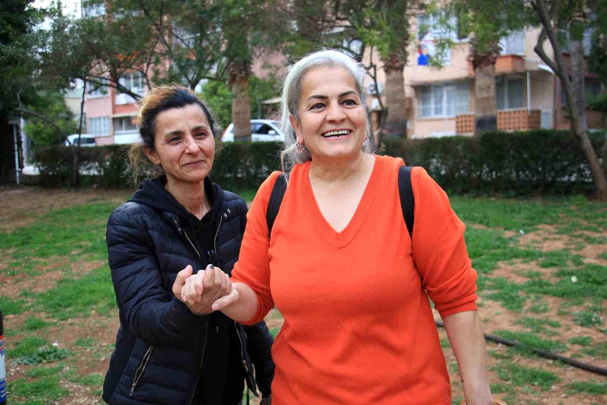 Mersin\'de kaybolan 1,5 yaşındaki çocuk polisler tarafından bulundu
