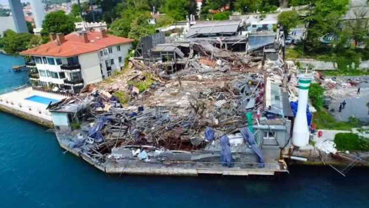 Reina'nın işletmecisi Mehmet Koçaslan'ın sahibi olduğu Antik Turizm Sanayi ve Dış Ticaret Anonim Şirketi iflas etti Reina'nın işletmecisi Mehmet Koçaslan'ın sahibi olduğu Antik Turizm Sanayi ve Dış Ticaret Anonim Şirketi iflas etti