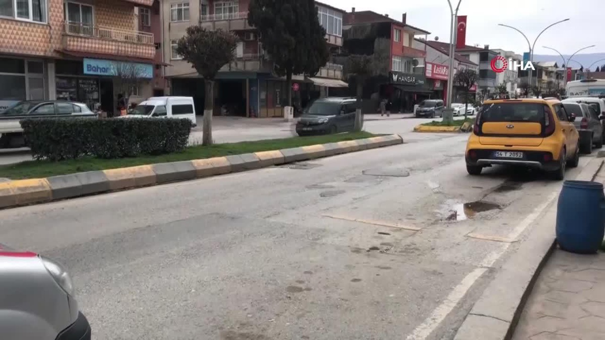 Sabah namazı çıkışında midibüsün çarptığı yaşlı adam hastanede hayatını kaybetti