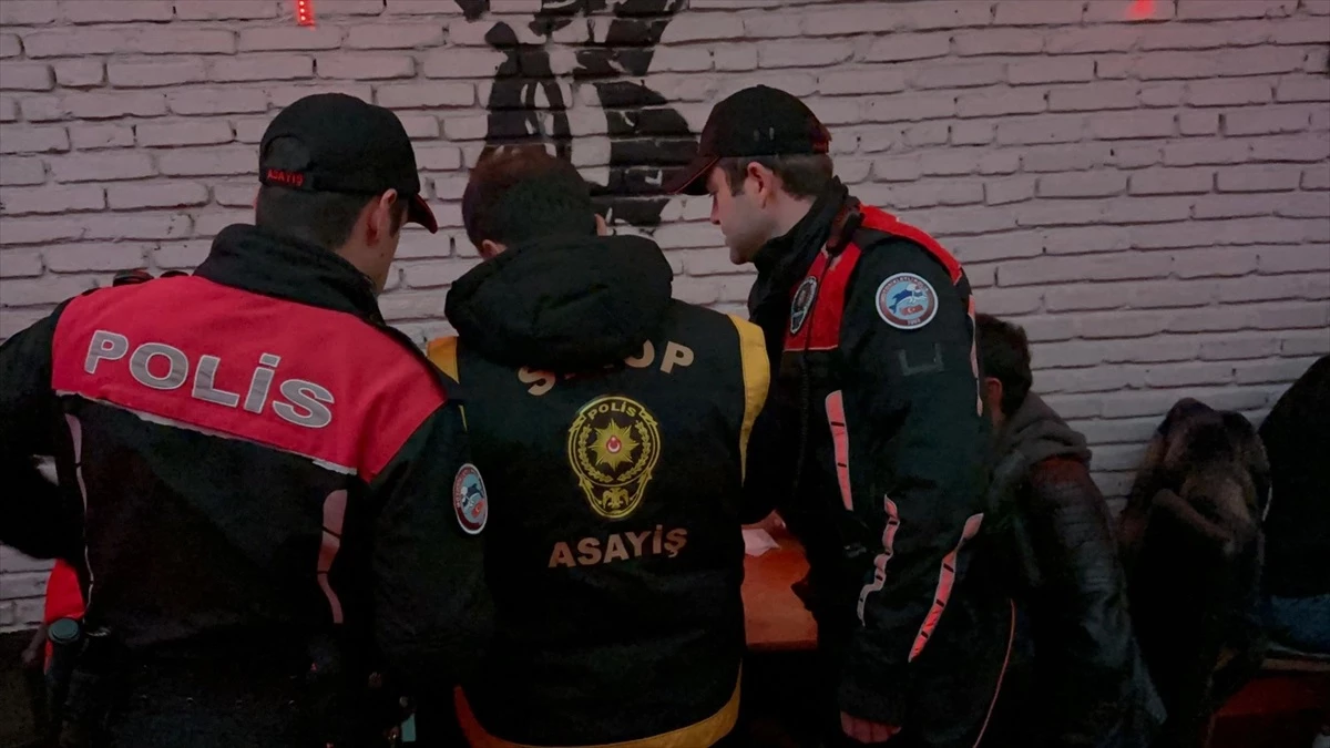 Sinop\'ta yapılan şok uygulamalarda aranan 10 kişi yakalandı