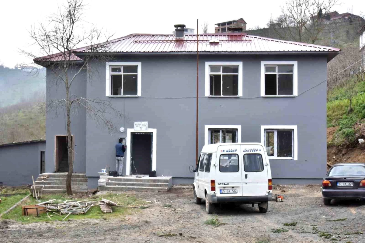 Tekkeköy Belediyesi Yeniköy\'e yeni köy konağı kazandırıyor