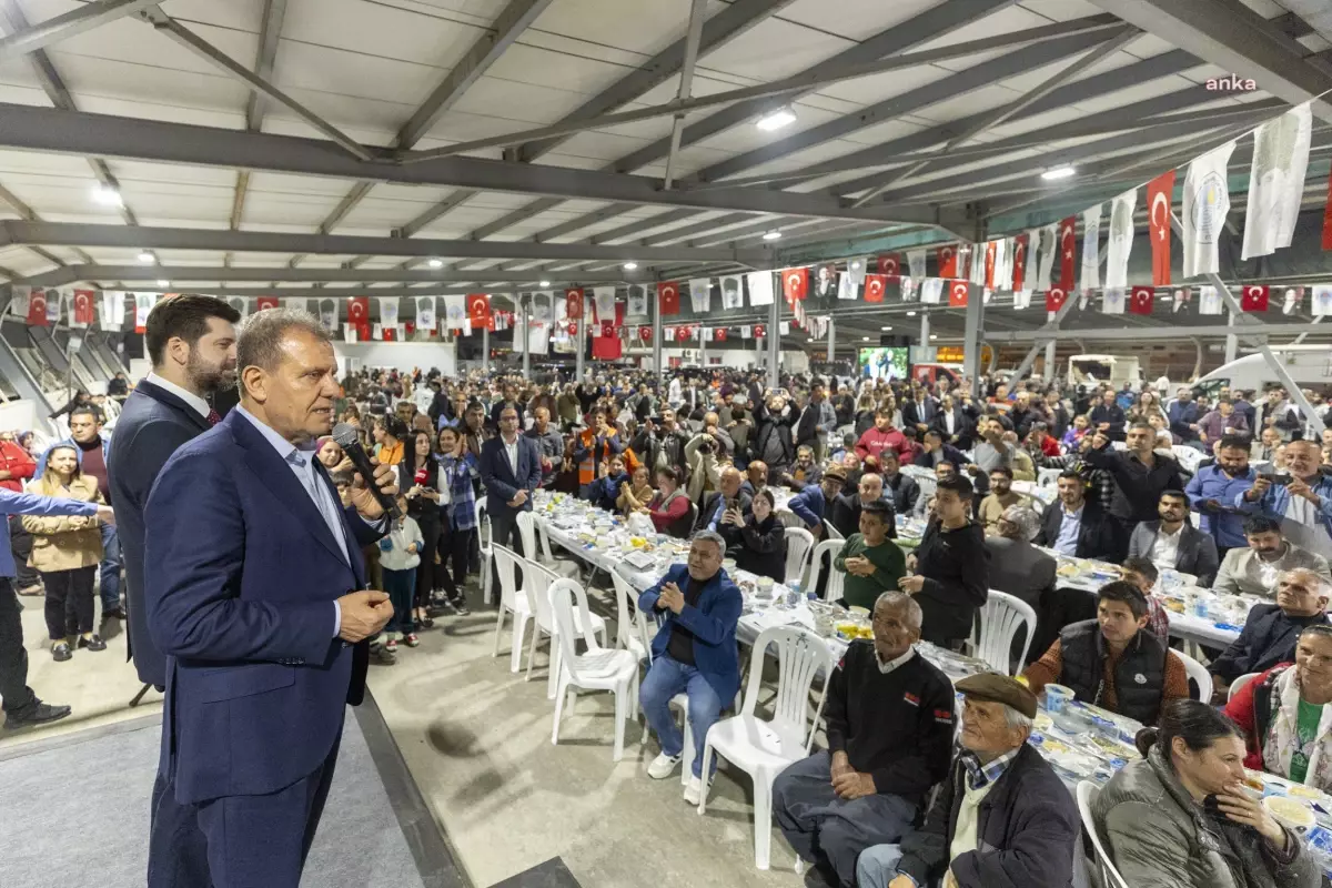 Başkan Seçer, Tarsus\'ta iftar yemeği programına katıldı