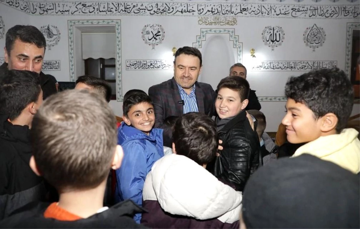 Vali Musa Işın, Ramazan ayının maneviyatını vatandaşlarla birlikte yaşıyor